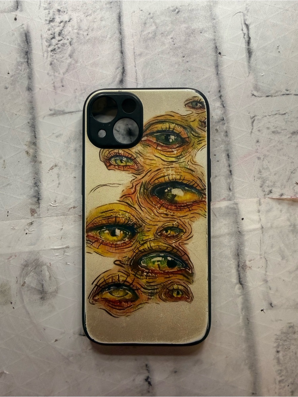 SHEIN Yellow Green Multi-Eye Graphic Phone Case